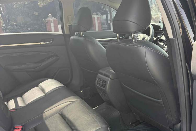 Used Nissan Teana 2022 2.0L XL-TLS Enjoyment Edition
