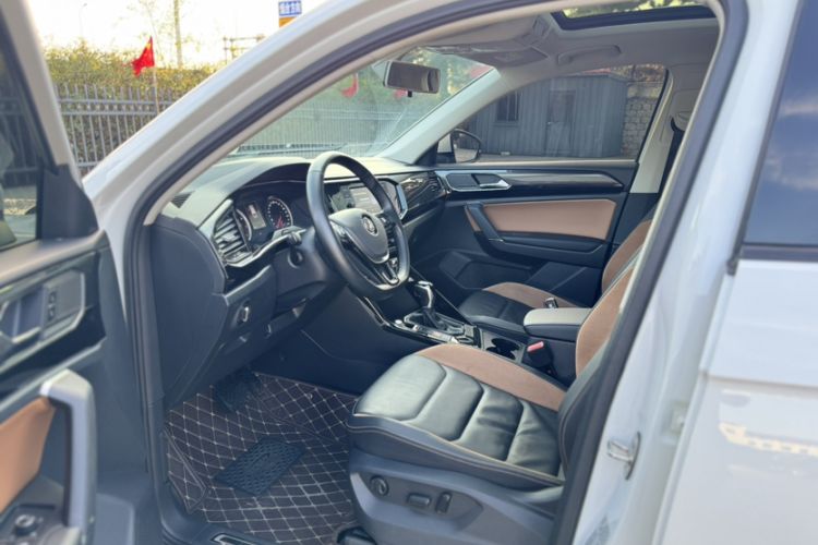 Used Volkswagen Tayron 2019 330TSI Two-Wheel Drive Luxury Model China VI Standard