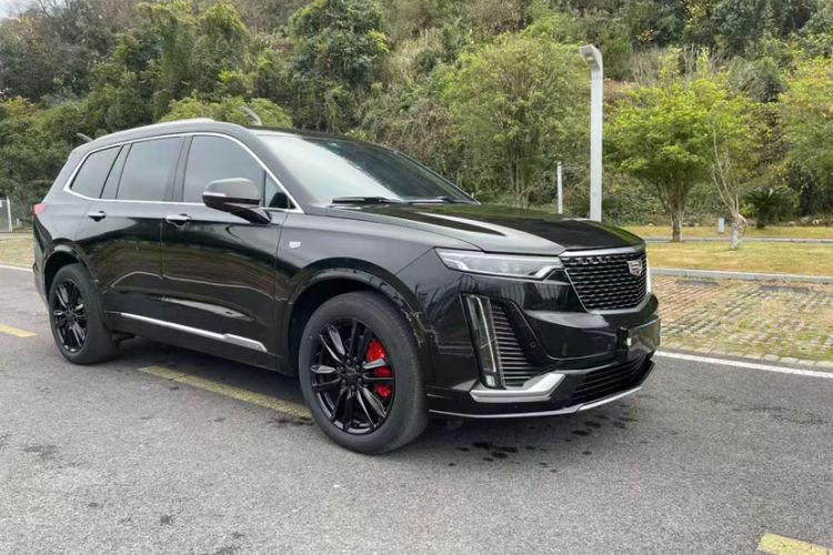 Used Cadillac XT6 2022 2.0T Six-Seater Two-Wheel-Drive Luxury Version
