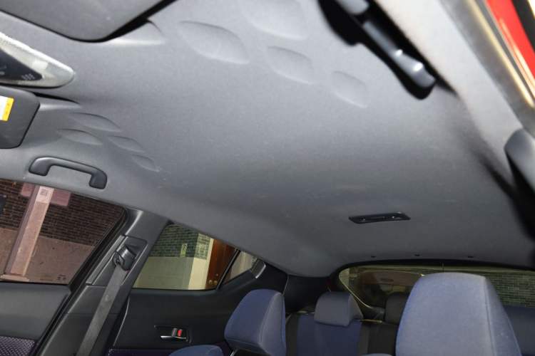 Used Toyota C-HR 2018 2.0L Leading Edition China V-standard