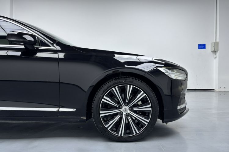 Used Volvo S90 2023 B5 Zhiyuan Luxury Edition