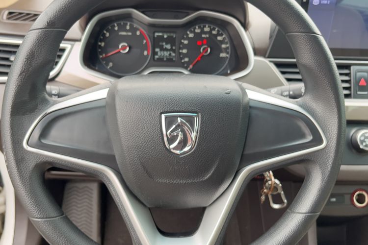 Used Baojun 310W 2017 1.5L Manual Comfort Model China V Standard