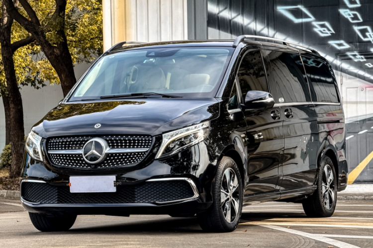 Used Mercedes-Benz V-Class 2021 V 260 Prestige Edition