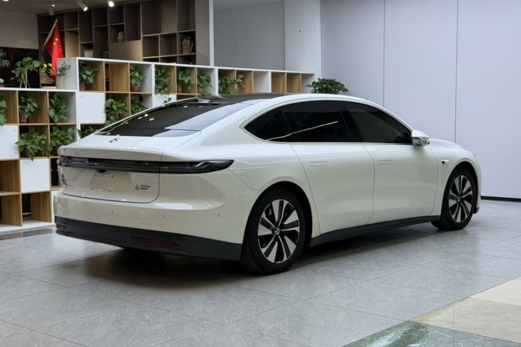 Used Nio ET7 2022 75 kWh
