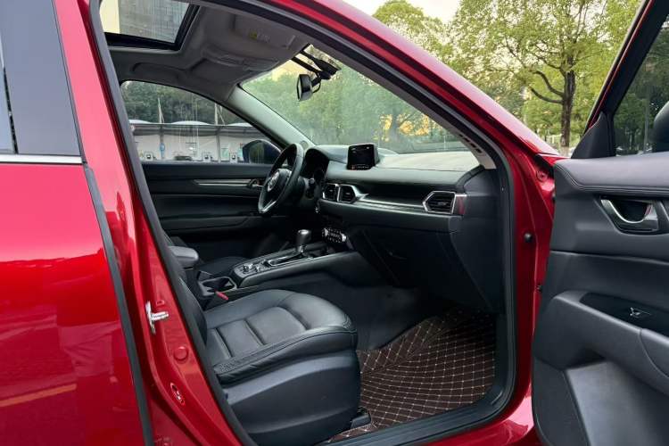 Used Mazda CX-5 2017 2.0L Automatic 2WD Smart Enjoyment Version China V Standard
