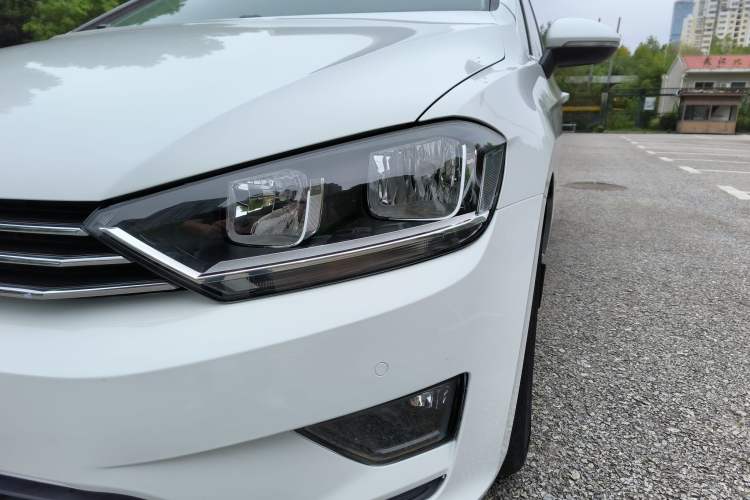 Used Volkswagen Golf Sportsvan 2018 230TSI Automatic Trend Edition
