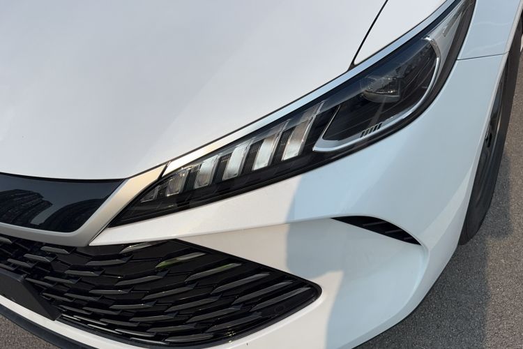 Used BYD Qin PLUS 2025 DM-i Smart Drive 55KM Leading Model
