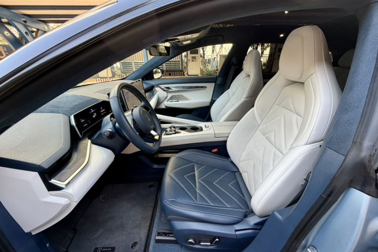 Used Zeekr 001 2021 Ultra-Long Range Dual-Motor YOU Version