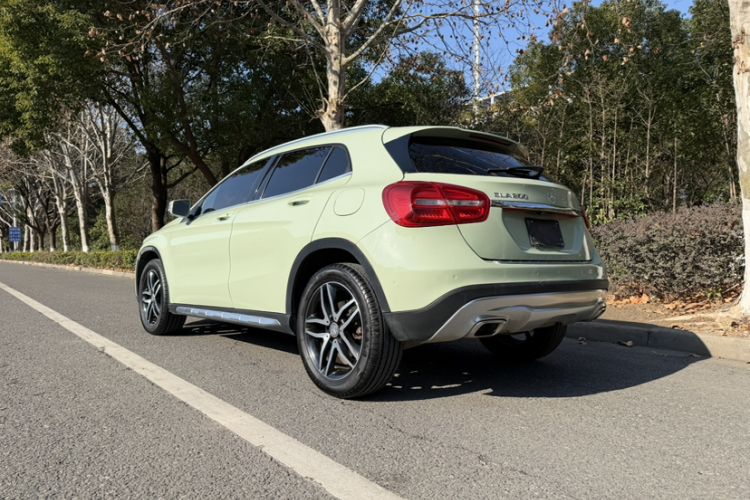 Used Mercedes-Benz GLA 2015 GLA 200 Fashion Model