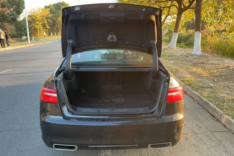 Used Dongfeng Aeolus A9 2016 1.8T Luxury Model
