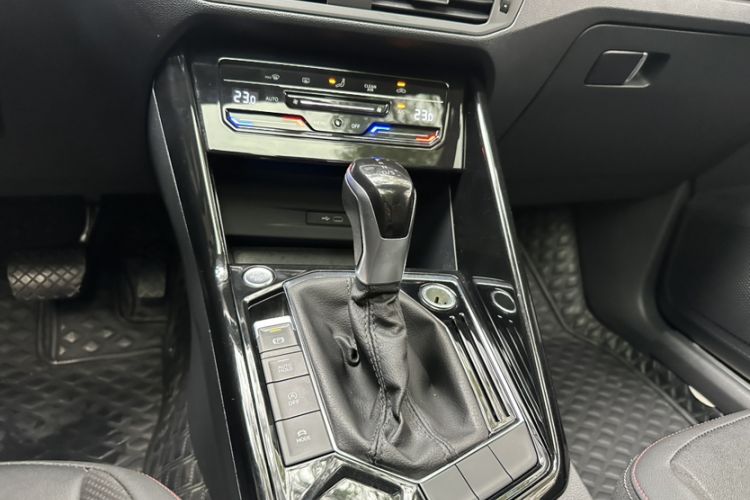 Used Volkswagen Tayron 2021 330TSI Two-Wheel-Drive 3rd Anniversary Limited Edition