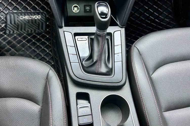 Used Hyundai Elantra 2019 1.4T Dual-Clutch Xuan Dong · Dynamic Model