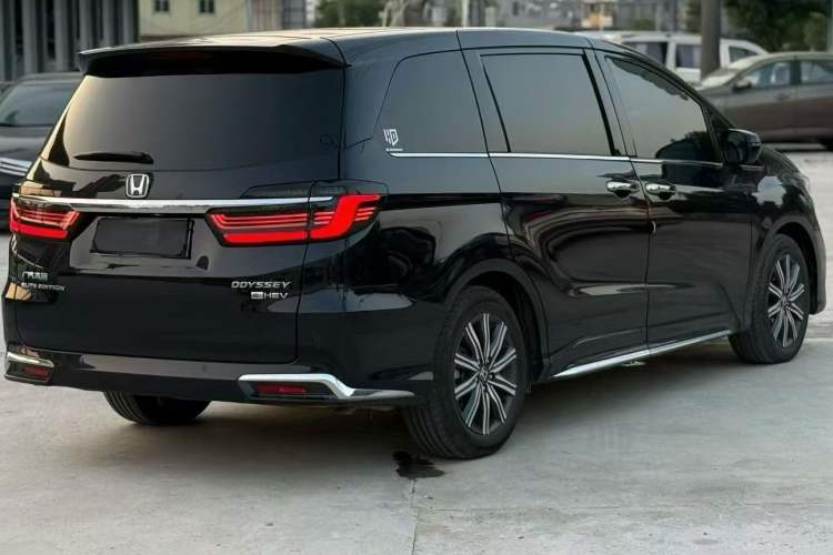 Used Honda Odyssey 2022 2.0L eHEV Prestige Four-Seater Edition