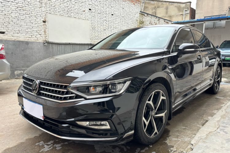 Used Volkswagen Magotan 2023 2 Million Units Commemorative Edition 330TSI DSG Luxury Version