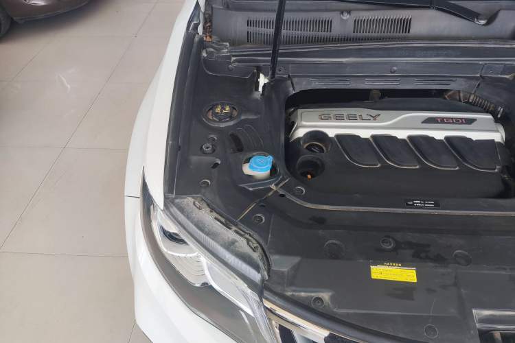 Used Geely Auto Emgrand X7 Sport 2020 1.8TD DCT Two-Wheel Drive Smart Connect 4G-Enabled Version
