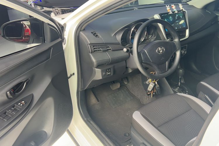 Used Toyota YARiS L 2021 X-Trail 1.5L CVT Leading Edition
