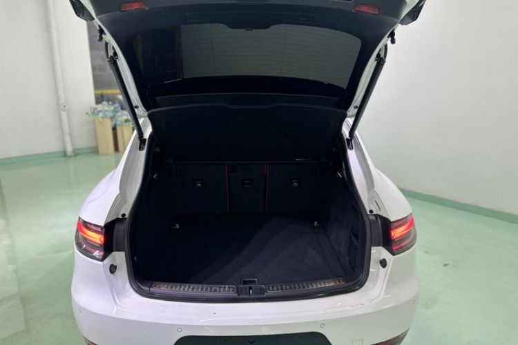 Used Porsche Macan 2021 Macan 2.0T