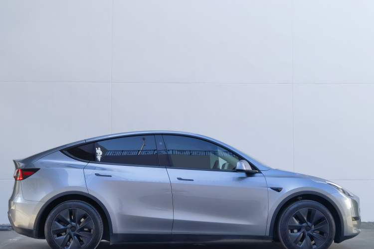 Used Tesla Model Y 2024 Rear-Wheel-Drive Version