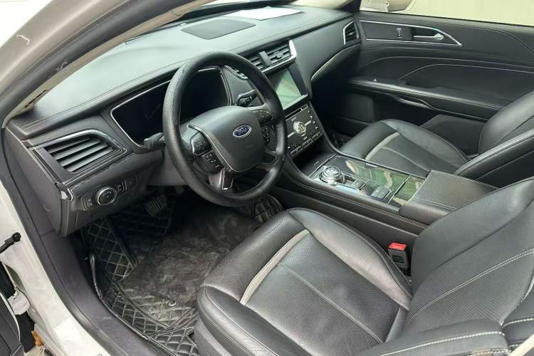 Used Ford Taurus 2015 EcoBoost 245 Ultimate Model