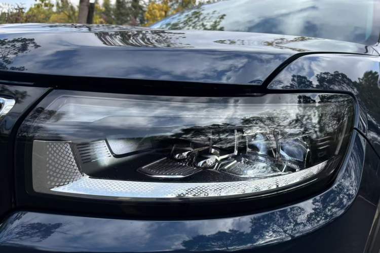 Used  Grand Commander 2022 2.0T Four-Wheel Drive Luxury Edition