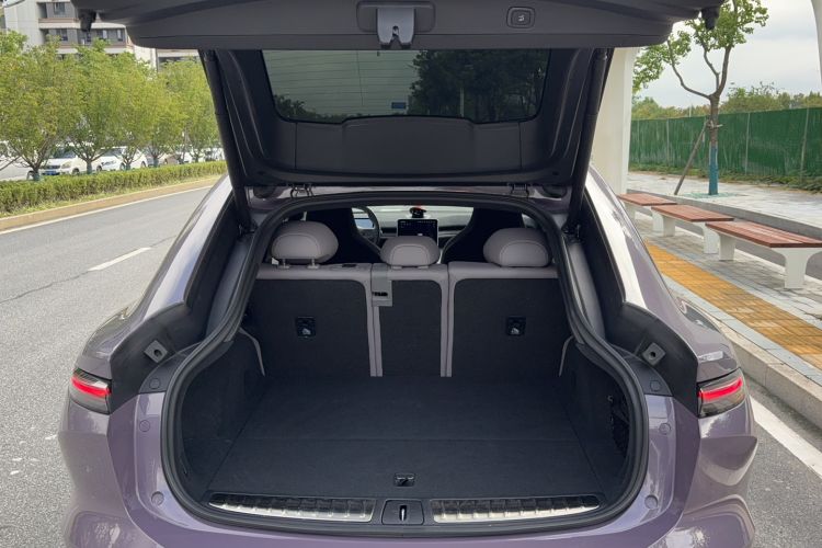 Used Nio EC6 2024 75 kWh
