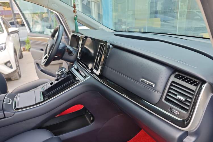 Used GAC Trumpchi M8 2023 Lingxiu Series 390T Prestige Edition
