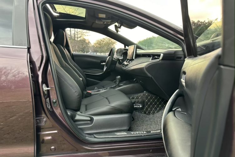 Used Toyota Levin 2019 Dual-Engine 1.8H E-CVT Luxury Edition China VI Standard
