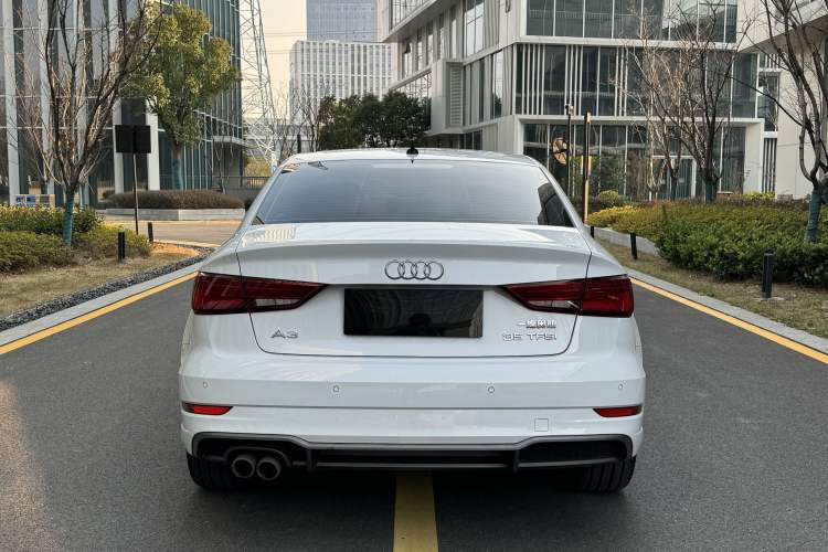 Used Audi A3 2020 Limousine 35 TFSI Fashion Edition China VI Emission Standard