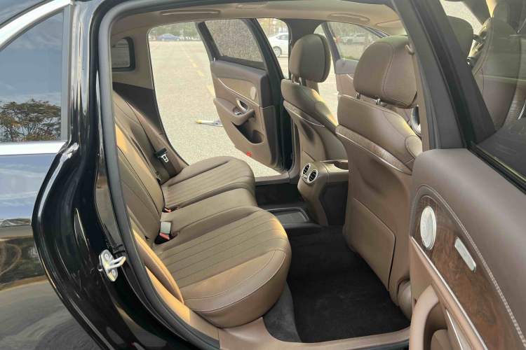 Used Mercedes-Benz E-Class 2019 E 260 L