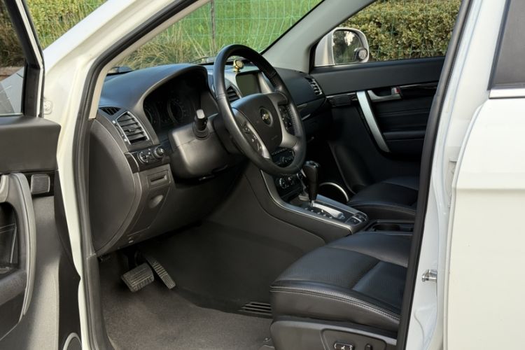 Used Chevrolet Captiva 2014 2.4L 4x4 Flagship Edition 7 Seats
