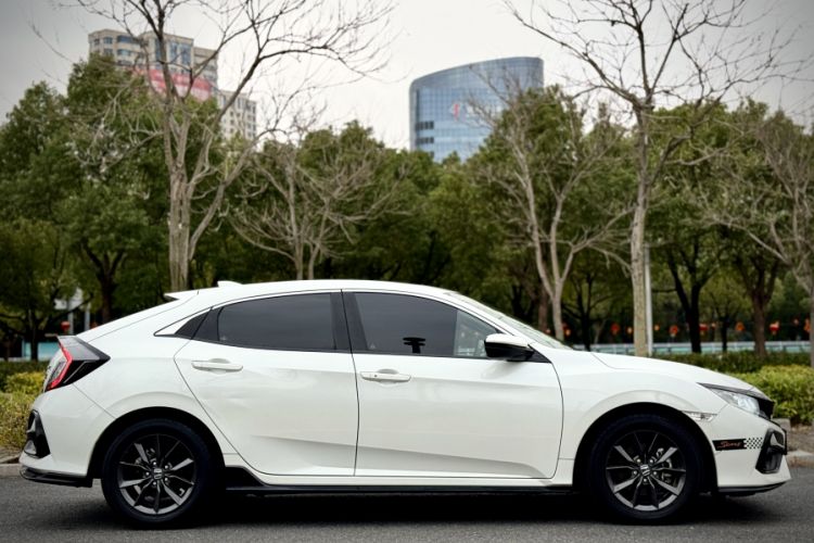 Used Honda Civic 2021 HATCHBACK 220TURBO CVT New Trendsetter