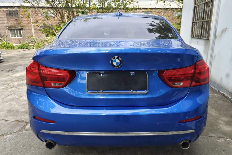 Used BMW 1 Series 2018 120i Design Package Model
