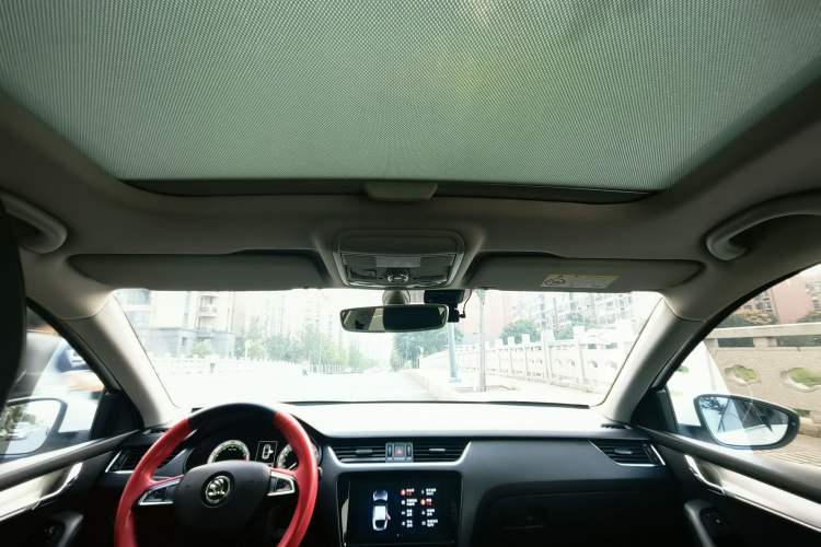 Used Skoda Octavia 2019 1.5L Automatic Smart Drive Luxury Edition China V Standard
