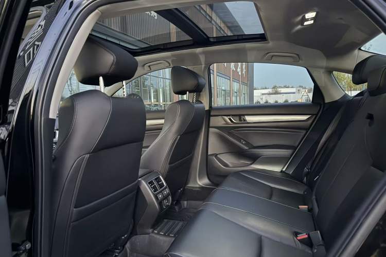 Used Honda Accord 2018 260TURBO Prestige Edition China V
