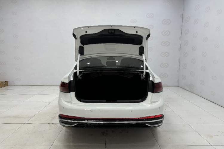 Used Volkswagen Sagitar 2024 300TSI DSG Excellence Edition
