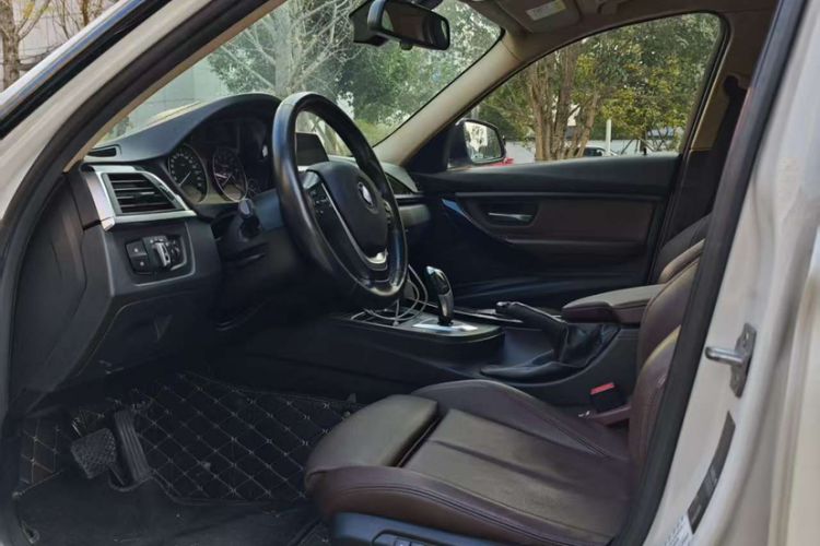 Used BMW 3 Series 2018 320Li Fashion Model
