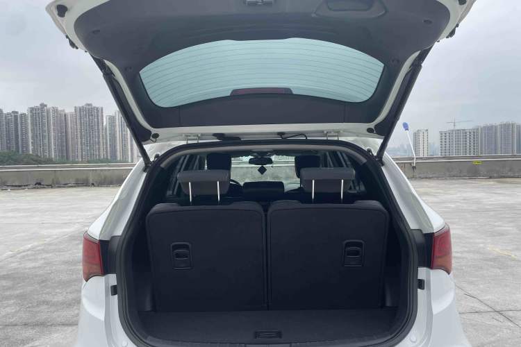 Used Hyundai Santa Fe 2017 2.0T Automatic All-Wheel Drive Smart 7-Seater