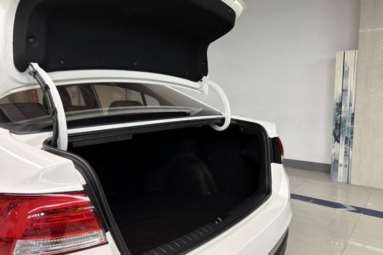 Used Kia K4 2014 1.8L Automatic DLX
