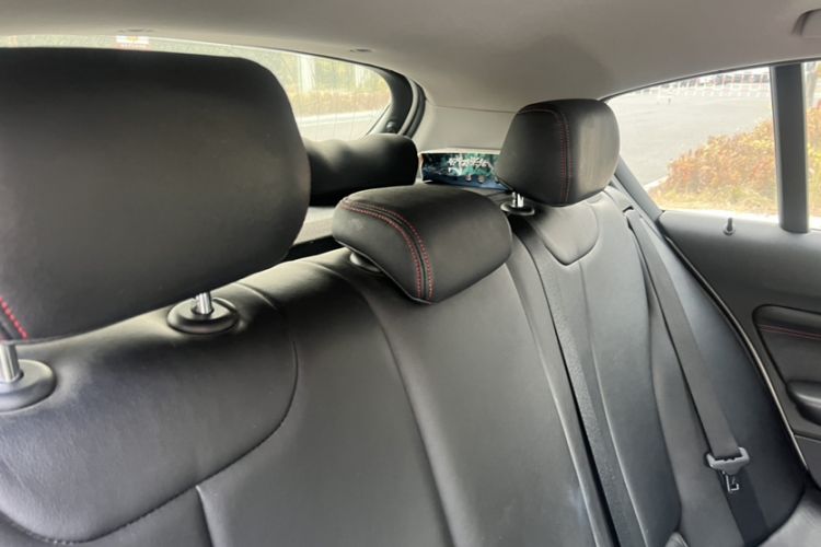 Used BMW 1 Series 2013 Facelifted 118i Leading Edition
