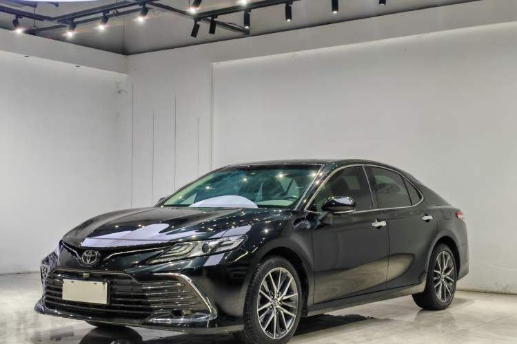 Used Toyota Camry 2021 2.5G Luxury Edition
