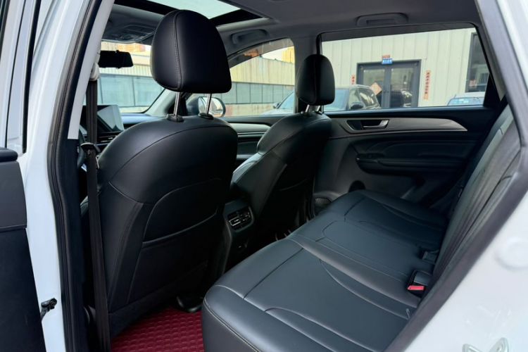 Used Haval M6 2021 PLUS 1.5T DCT Luxury Smart Connectivity Model
