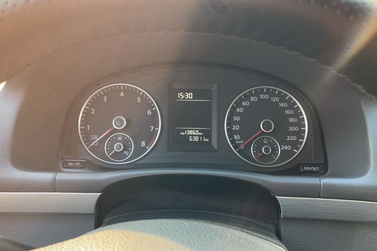 Used Volkswagen Touran 2015 1.4T Manual Fashion Edition 5-Seater
