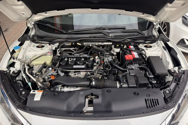 Used Honda Civic 2016 220TURBO CVT Luxury Edition