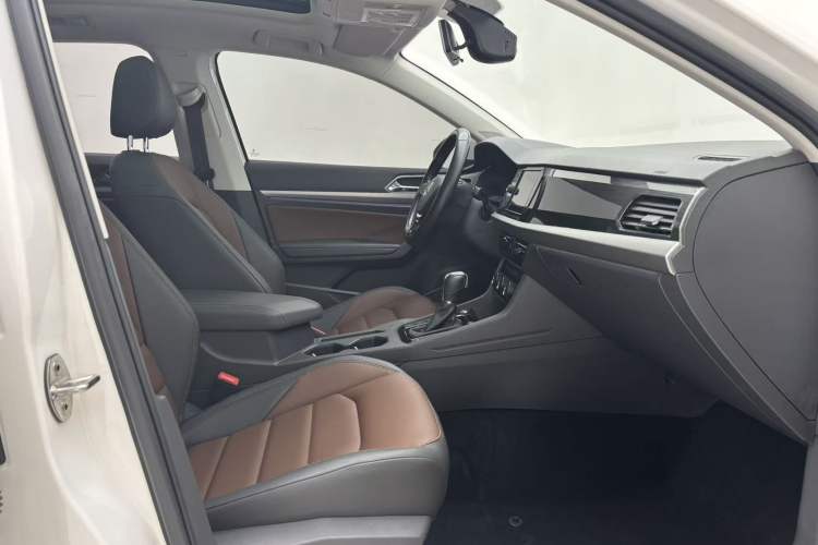 Used Volkswagen Lavida 2019 Hatchback 280TSI DSG Luxury Edition China VI