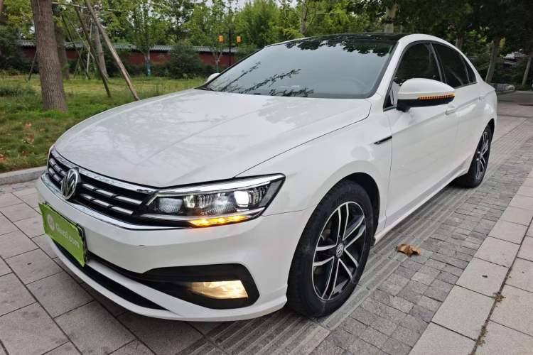 Used Volkswagen Lamando 2021 Facelift 280TSI DSG Comfort Edition (Manual Air Conditioning)
