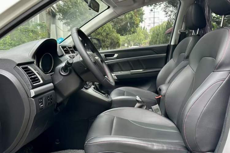 Used Haval M6 2019 1.5T DCT Two-Wheel Drive Elite Version China VI Standard
