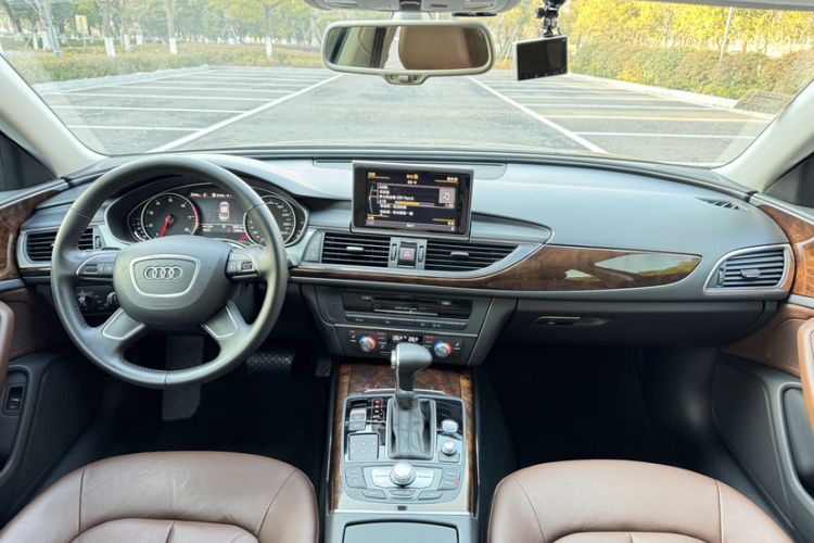 Used Audi A6L 2014 30 FSI Comfort Model
