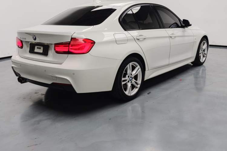 Used BMW 3 Series 2018 320i M Sport Package
