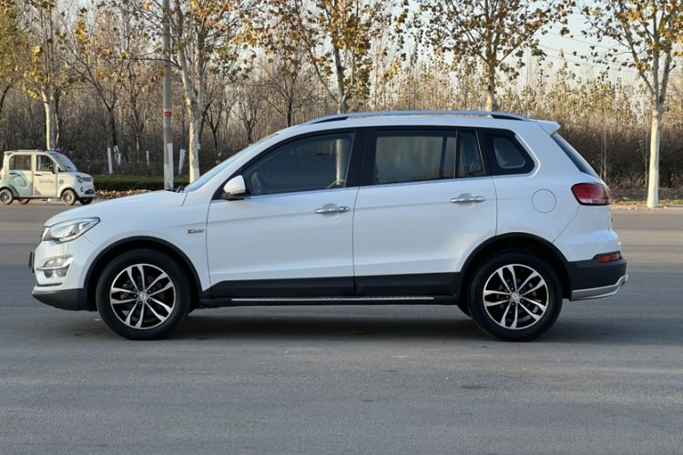 Used Zotye Domy X5 2015 1.5T CVT Chancellor Model China V Standard