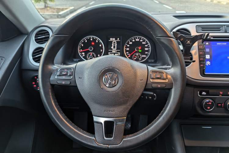 Used Volkswagen Tiguan 2015 1.8TSI Automatic Two-Wheel Drive Comfort Edition
